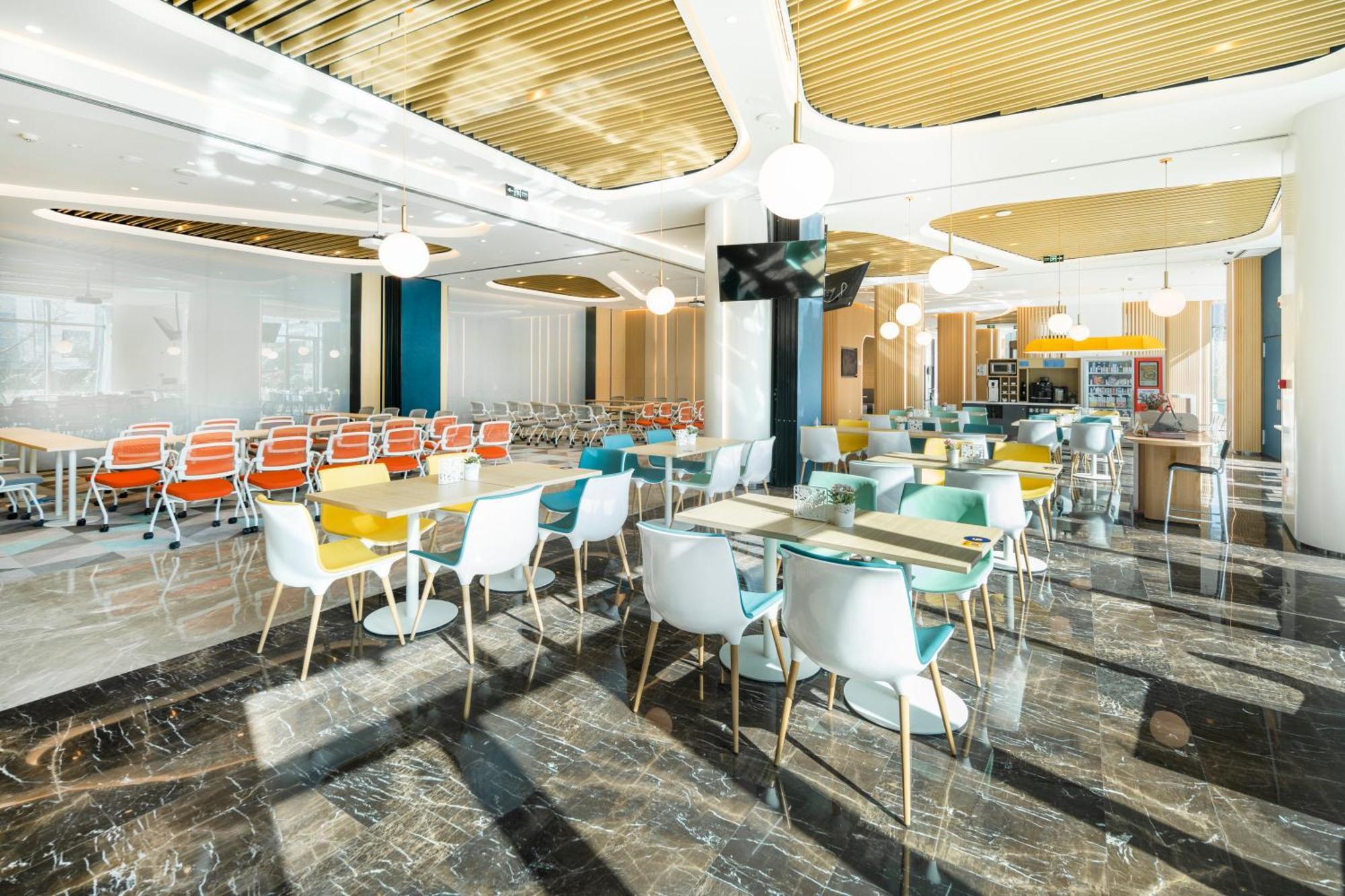 Holiday Inn Express Shanghai Pudong Zhangjiang By Ihg Екстер'єр фото